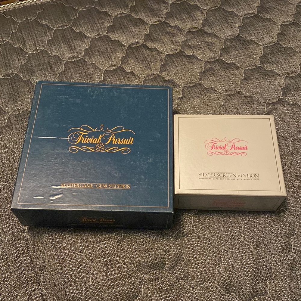 Trivial Pursuit Master & Silver Screen Edition Game 2/1